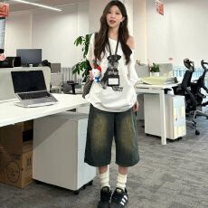 批发美式复古辣妹风<b class='q'>一字肩</b>设计感小众宽松短袖T恤夏季新款显瘦上衣女