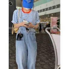 批发蓝白条纹短袖t恤女新款夏季潮牌宽松遮肚子百搭<b class='q'>时尚</b>显瘦