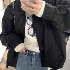 批发26新款<b class='q'>韩国</b>酷黑甜飒翻领绑带拉链短款风衣冲锋衣灯笼袖早春女<b class='q'>外套</b>