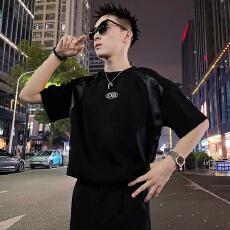 批发/P68控105 2026美式潮牌肌理感金属装饰拼料设计休闲男款<b class='q'>T</b><b class='q'>恤</b>