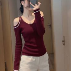 批发预12/12【徳绒1*1】气质秋冬款女<b class='q'>休闲</b>上衣设计感显瘦红色露肩T恤