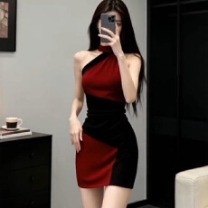 批发预12/12德绒1*1辣妹挂脖收腰拼接<b class='q'>连衣裙</b>秋冬短裙法式裙子女装