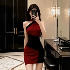 批发预12/12德绒1*1辣妹红色无袖露肩<b class='q'>连衣裙</b>女秋冬季修身包臀短裙
