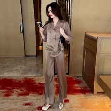 批发官图  新中式国风休闲<b class='q'>套装</b>女2026年夏季新款时尚印花<b class='q'>妈妈</b>装两件套