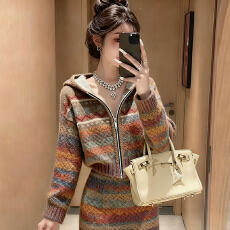 批发官图  韩系慵懒风<b class='q'>条纹</b>套装女2025秋冬新款富家千金气质日常穿搭潮