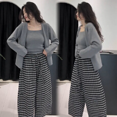 批发官图  休闲运动服套装女2026<b class='q'>春</b>季爆款舒适吊带开衫阔腿裤三件套潮