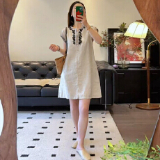 批发官图  设计感别致短袖连衣裙女2026夏季<b class='q'>新款</b>时尚百搭宽松遮肉裙子