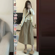 批发官图  休闲减龄套装女2026春<b class='q'>秋</b>新款气质圆领开衫背心半身裙三件套