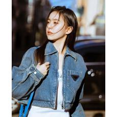 批发25秋季新<b class='q'>款</b>金属三角标logo<b class='q'>走</b><b class='q'>秀</b><b class='q'>款</b>拉链牛仔衣男女外套夹克