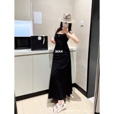 批发WG25夏季新款带胸垫吊带长裙披肩百搭显瘦法式优雅慵懒风简约时髦