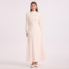 批发2026法式轻奢定制重工立体花朵拼接圆领灯笼袖收腰显瘦连衣裙