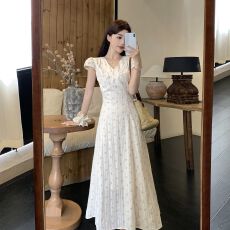 批发碎花<b class='q'>连衣裙</b>女夏季田园度假风短袖<b class='q'>连衣裙</b>高级收腰气质度假甜美裙子