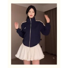 批发三条杠刺绣卫衣<b class='q'>外套</b>女2025春秋新款休闲运动小个子短款<b class='q'>棒球</b>服夹克