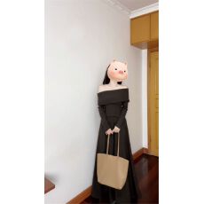 批发御姐气质穿搭一字肩咖色连衣裙子女2025<b class='q'>秋</b>季新款法式掐腰长裙套装