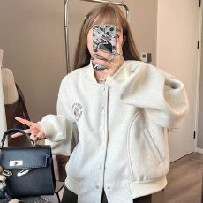 批发美式复古棒球服外套女秋冬2025新款爆款高级感小个子短款夹克上衣