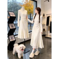 批发法式温柔风半高领蕾丝拼接<b class='q'>连衣裙</b>女2025秋冬季设计感收腰显瘦长裙