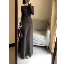 批发韩系一字肩针织<b class='q'>连衣裙</b>子女2026新款秋冬独特漂亮冬装一整套装长裙