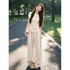 批发巨好看ootd穿搭一整套2026新款短袖<b class='q'>t</b><b class='q'>恤</b>女夏季阔腿<b class='q'>裤</b><b class='q'>休闲</b>两件套<b class='q'>装</b>