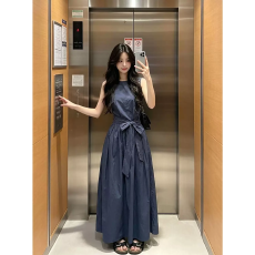 批发韩系设计感系带无袖连衣裙女2026夏新款气质收腰显瘦<b class='q'>背心</b>花苞<b class='q'>长裙</b>