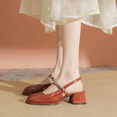 批发包头凉鞋女2025年季新款百搭水钻仙女风配裙子法式粗跟玛丽