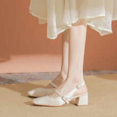 批发单鞋女2025秋季新款国潮风配裙子粗跟休闲一字带方头玛丽珍