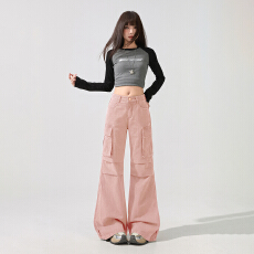 批发潮酷纯棉工装休闲<b class='q'>微喇</b><b class='q'>牛仔裤</b>女宽松贴袋时尚解构拼接不贴腿喇叭裤