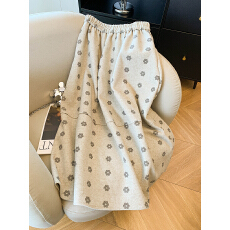 批发实拍甜美风减龄花朵拼接a字半身裙女秋冬新款高腰显瘦加厚中长裙