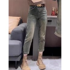 批发<b class='q'>大码</b>高腰弹力开叉九分牛仔裤女春胖妹妹mm梨型身材显瘦直筒烟管裤