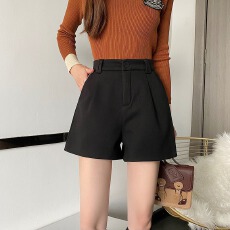 批发小个子裤子女2025新款爆款秋冬时尚百搭毛呢靴裤高腰阔腿遮胯<b class='q'>短裤</b>