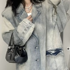 批发<b class='q'>牛仔</b>上衣春秋季新款复古独特设计感宽松西装领夹克设计感小众潮牌