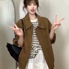 批发2025<b class='q'>时尚</b>复古美式麂皮绒夹克上衣女秋冬新款宽松潮牌翻领工装<b class='q'>外套</b>