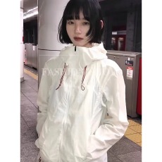 批发原宿嘉盛轻量型户外机能薄款连帽夹克女男百搭宽松运动外套<b class='q'>春</b>秋夏