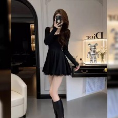 批发女小个子收腰显瘦a字蓬蓬短裙纯欲甜辣妹黑色蕾丝花边长袖<b class='q'>连衣裙</b>