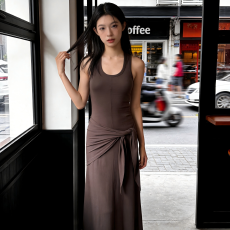 批发原版质量 260克人棉随心裁 黑色u领无袖工字背心收腰<b class='q'>修身</b>裙子气质