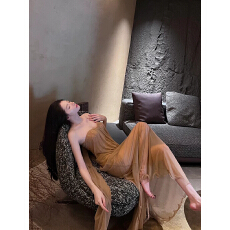 批发原版做法胸垫加防滑条女<b class='q'>夏季</b>气质宽松摆裙度假风飘带无袖抹胸连衣