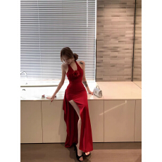 批发原版有胸垫 女夏季<b class='q'>礼服</b>长裙纯欲开叉包臀裙子红色<b class='q'>黑色</b>挂脖连衣裙