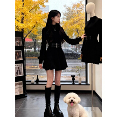 批发女收腰秋冬miu系穿搭掐腰短裙子法式高级感千金风黑色针织<b class='q'>连衣裙</b>