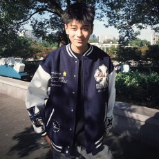 批发美式潮人邦复古撞色棒球服外套男女宽松春秋情侣国潮牌皮袖<b class='q'>夹克</b>潮