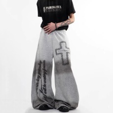 批发美式国潮复古脏脏做旧字母印花弯刀休闲裤<b class='q'>男</b>女春秋宽松阔脚卫<b class='q'>裤子</b>