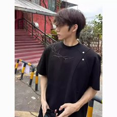 2026揭潮坊铆钉拼接荆棘刺绣短袖男夏季痞帅高级感正肩t恤五分袖