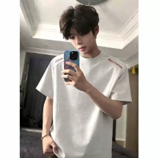 批发美式文艺正肩刺绣圆领短袖男夏季高级感结构拼接T恤立体休闲半袖