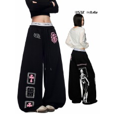 批发美式十字架印花休闲卫裤女<b class='q'>男</b>夏复古潮牌弯刀裤高街痞帅设计感<b class='q'>裤子</b>