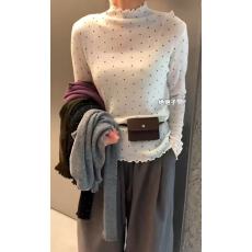 批发韩系半高领波点针织<b class='q'>打底</b>衫女早秋季巨好看别致毛衣内搭木耳边<b class='q'>上衣</b>