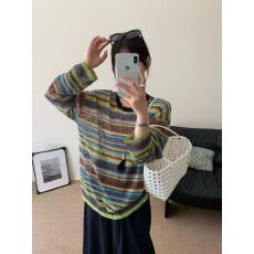 批发彩虹条纹<b class='q'>长袖</b>防晒罩衫T恤女夏新款独特漂亮休闲宽松透气空调上衣
