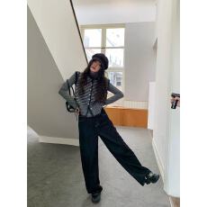 批发觅定撞色条纹马甲针织<b class='q'>背心</b>女外穿春季巨好看马夹韩系叠穿上衣咖色