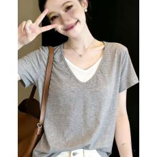 批发叠穿假两件白色短袖女v领正肩t恤2026夏宽松慵懒半袖体恤通勤上衣