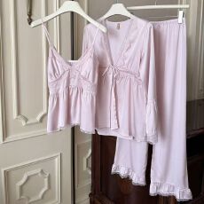 批发网图春夏性感<b class='q'>睡衣</b>冰丝吊带开衫长裤三件套蕾丝带胸垫高级感家居服