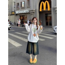 批发纯棉印花<b class='q'>长袖</b>t恤女2026新款爆款夏季宽松内塔打底衫上衣潮