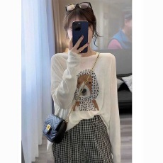 批发<b class='q'>大码</b>宽松早春防晒时尚百搭减龄薄款上衣圆领长袖t恤女装<b class='q'>韩版</b>休闲