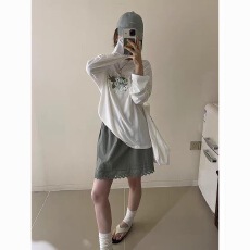 批发2026年新款显瘦百搭春夏<b class='q'>韩版</b>字母印花长袖t恤女慵懒风清新上衣